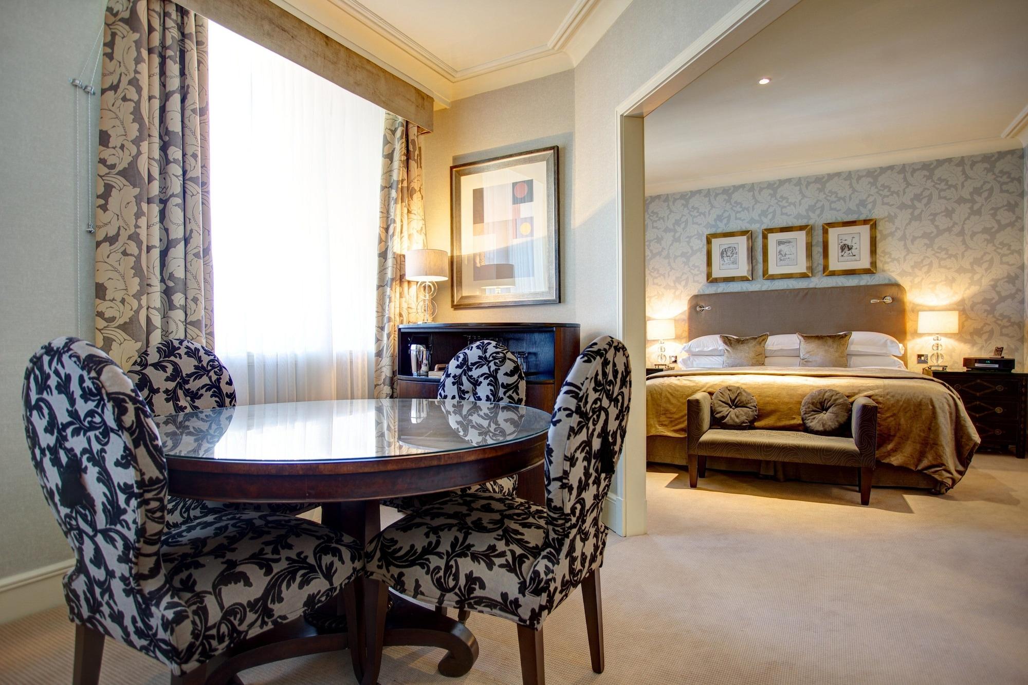 The Chester Grosvenor Exteriör bild A suite at the hotel